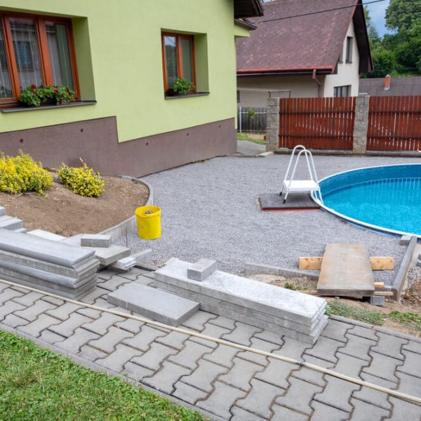 Vonkajší bazén na dvore na kľúč Bratislava Najbazén